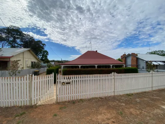 19 Coleman Road, Parkes, NSW 2870
