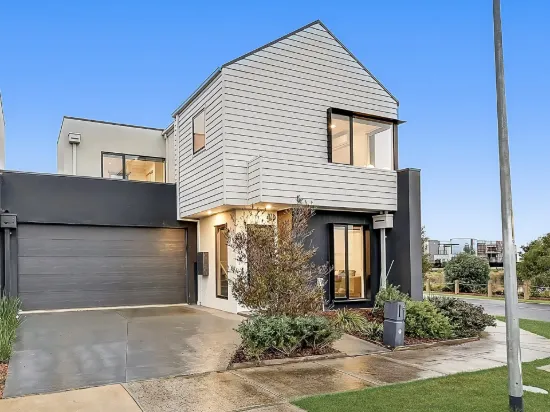 19 Crabtree Crescent, Berwick, Vic 3806