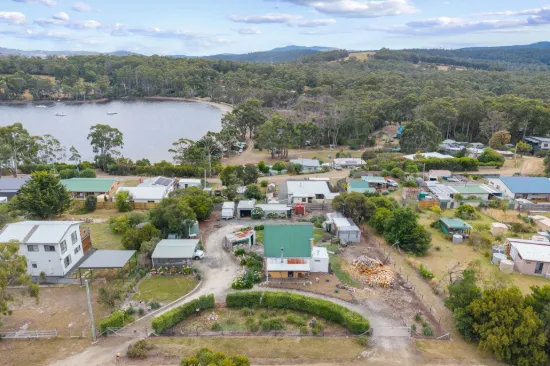 19 Cray Point Parade, Eggs And Bacon Bay, Tas 7112
