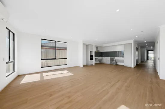 19 Daffodil Wy, Karnup, WA 6176