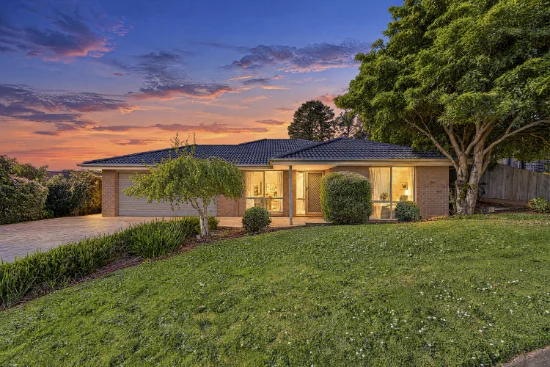 19 Davey Drive, Drouin, Vic 3818