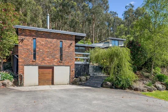 19 Dealbata Road, Upwey, Vic 3158