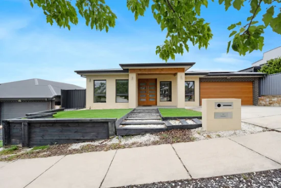 19 Dengate Crescent, Moncrieff, ACT 2914