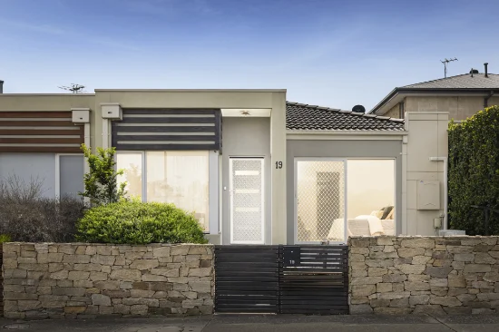 19 Destination Drive, Greenvale, Vic 3059