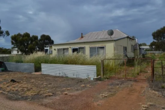 19 Douglas Street, Buntine, WA 6613