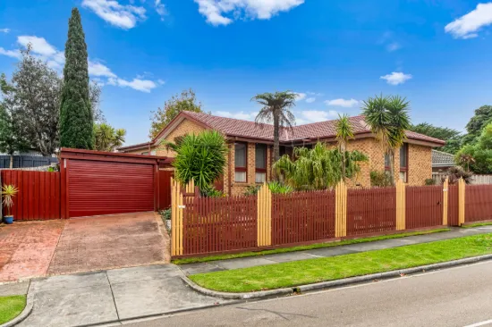 19 Dunsterville Crescent, Frankston, Vic 3199