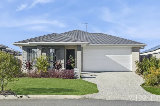 19 Edinburgh Crescent, Gleneagle, Qld 4285