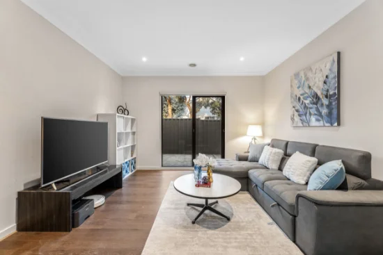 19 Edinburgh Road, Blackburn South VIC 3130-Image