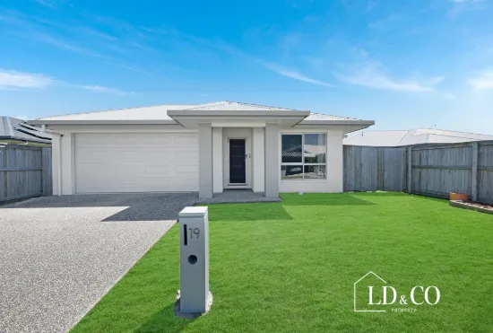 19 Eleanor Drive, Beaconsfield, Qld 4740