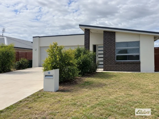 19 Ellem Drive, Chinchilla, Qld 4413