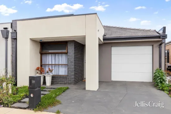 19 Fleurieu Circuit, Armstrong Creek, Vic 3217