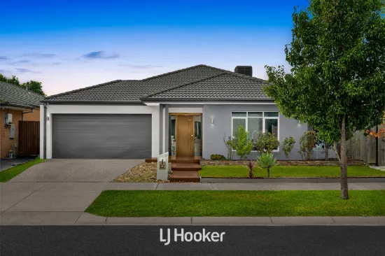 19 Freshfields Drive, Cranbourne North, Vic 3977