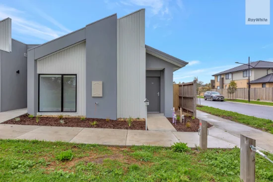 19 Gilford Walk, Woodstock, Vic 3751