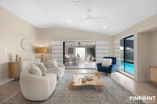 19 Gingham Street, Glenella, Qld 4740