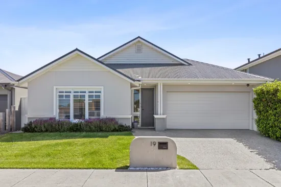 19 Glassy Way, Torquay, Vic 3228