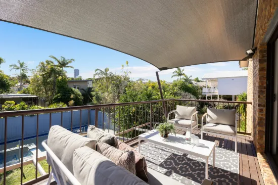 19 Glenelg Avenue, Mermaid Beach, Qld 4218-Image