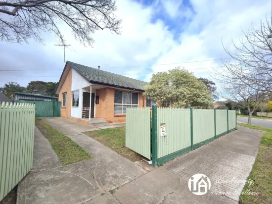 19 Gossamer Street, Werribee, Vic 3030