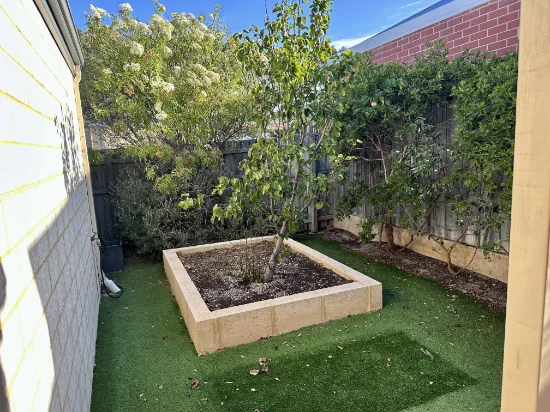 19 Granite Pl, Yanchep, WA 6035-Image