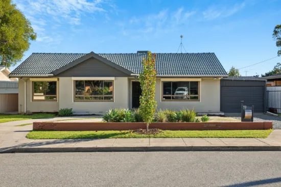19 Greenbank Grove, Hackham West, SA 5163