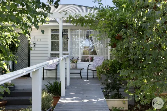 19 Hall Street, Creswick, Vic 3363
