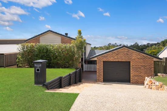 19 Harans Street, Jamboree Heights, Qld 4074
