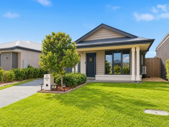 19 Hillside Street, Narangba QLD 4504 - For Rent