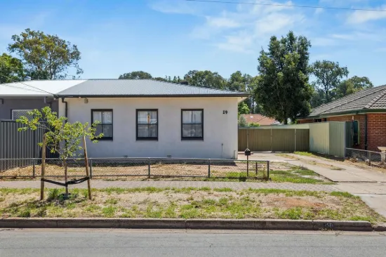 19 Hunter Crescent, Salisbury North, SA 5108