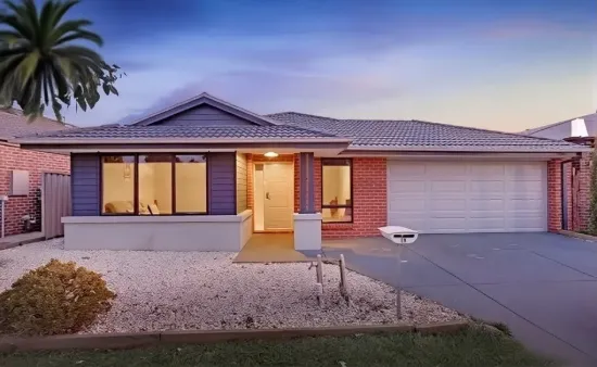 19 Isabel Street, Pakenham, Vic 3810