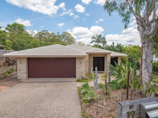 19 Jasmine Ave, Southside, Qld 4570