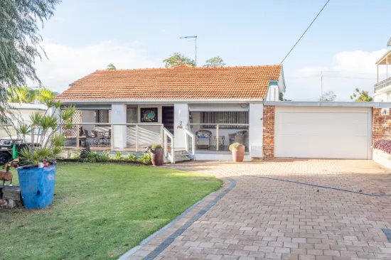19 Jecks Street, Rockingham, WA 6168