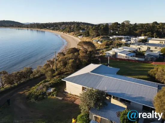 19 Jetty Road, South Arm, Tas 7022