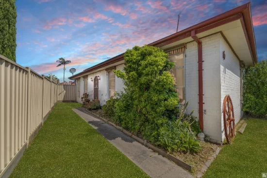 19 Karnak Crescent, Coolaroo, Vic 3048