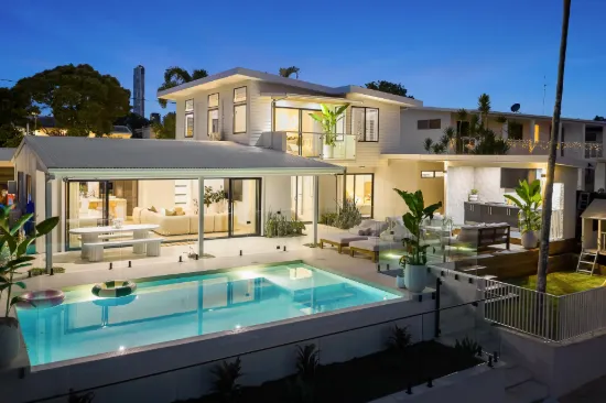 19 Key West, Broadbeach Waters, Qld 4218