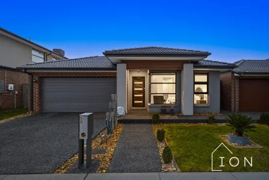 19 Kiwi Crescent, Cranbourne South, Vic 3977