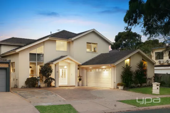 19 Lakeside Drive, Point Cook, Vic 3030