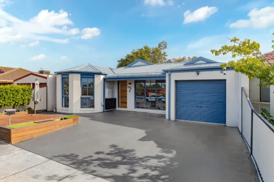 19 Lincolne Crescent, Roxburgh Park, Vic 3064