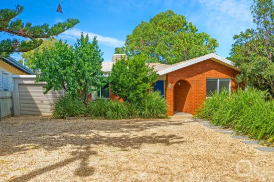 19 Loader Crescent, Port Willunga, SA 5173-Image