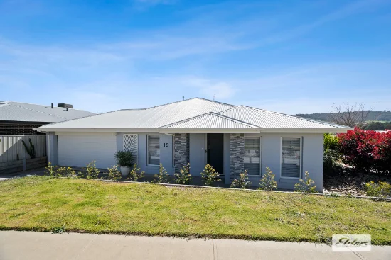 19 Loames Street, Wodonga, Vic 3690