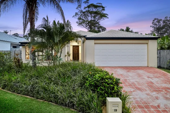 19 Longwood Drive, Peregian Springs, Qld 4573