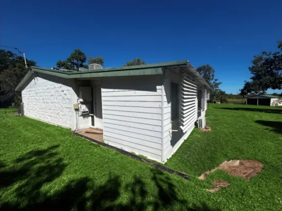 19 Louisa Road, Southern Cross, Qld 4820
