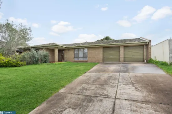19 Lydia Avenue, Surrey Downs, SA 5126