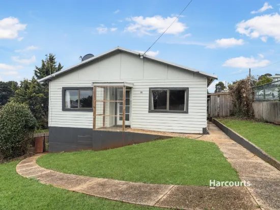 19 Lyons Street, Hillcrest, Tas 7320
