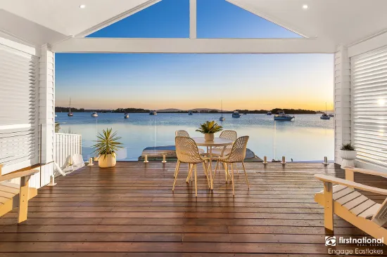 19 Marks Parade, Marks Point, NSW 2280