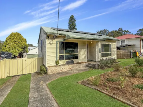19 Maynes Parade, Unanderra, NSW 2526