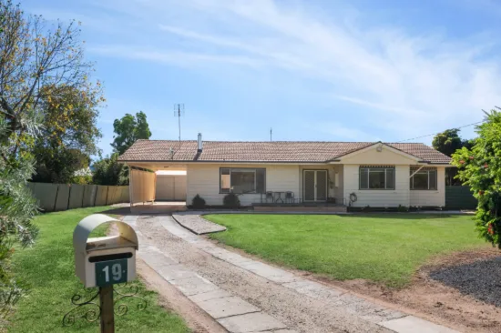 19 McMillans Road, Boort, Vic 3537