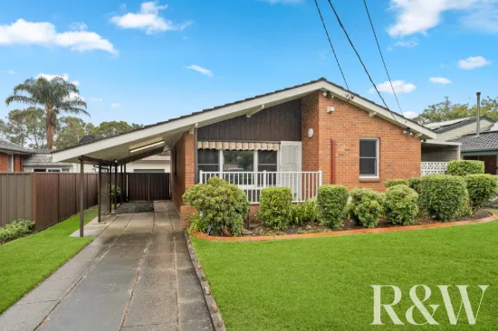 19 Melanesia Avenue, Lethbridge Park, NSW 2770