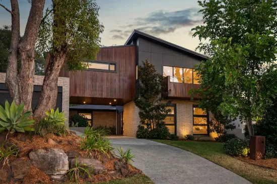 19 Moons Avenue, Lugarno, NSW 2210