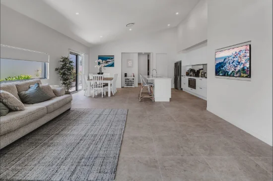 19 Moreton Dr, Jacobs Well, Qld 4208-Image