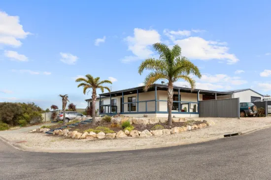 19 Nancy Road, Coffin Bay, SA 5607
