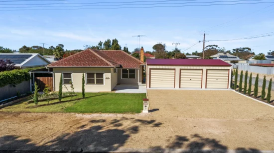 19 North Terrace, Maitland, SA 5573